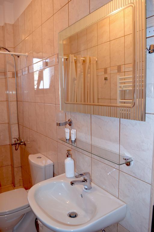 Hotel Anesis Giannina Esterno foto
